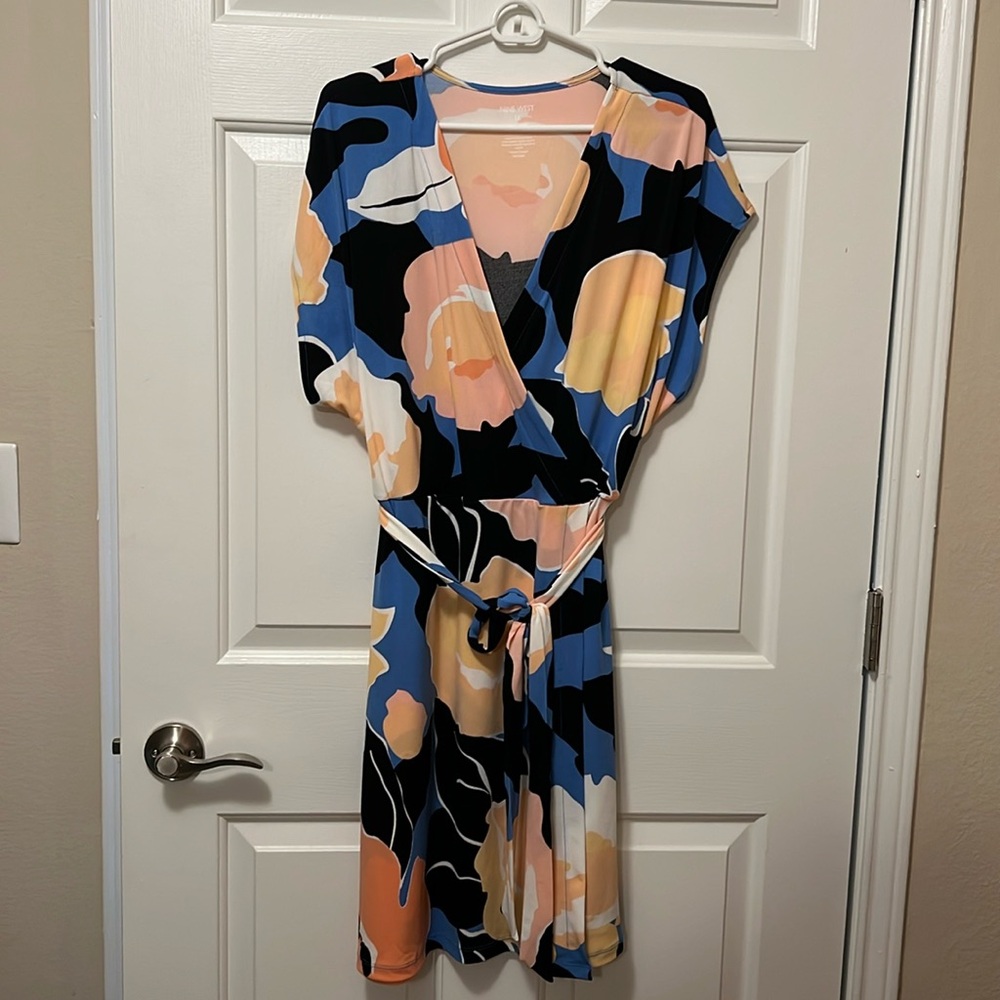 Nine West faux wrap dress; Colours: peach, blue, black, white; size 1X